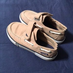Boys nautica boat shoes
